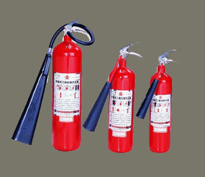 點(diǎn)贊！溫州104國(guó)道變壓器自燃，公交司機(jī)見(jiàn)義勇為滅火顯擔(dān)當(dāng)